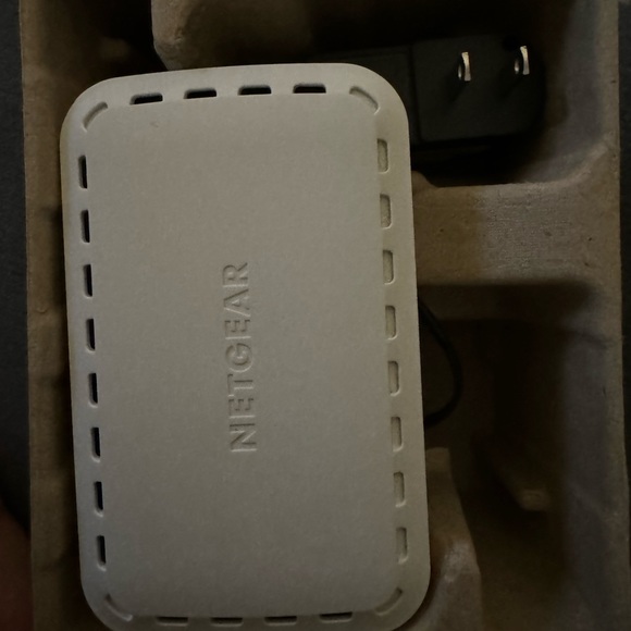 Ethernet Ports both Netgear - Picture 4 of 4